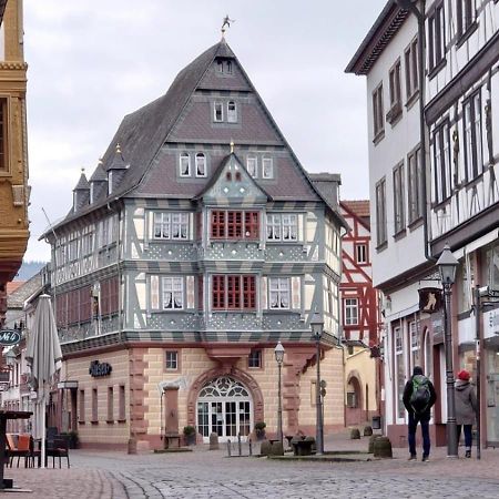 Hotel Zum Riesen - Aelteste Fuerstenherberge Deutschlands Miltenberg Dış mekan fotoğraf