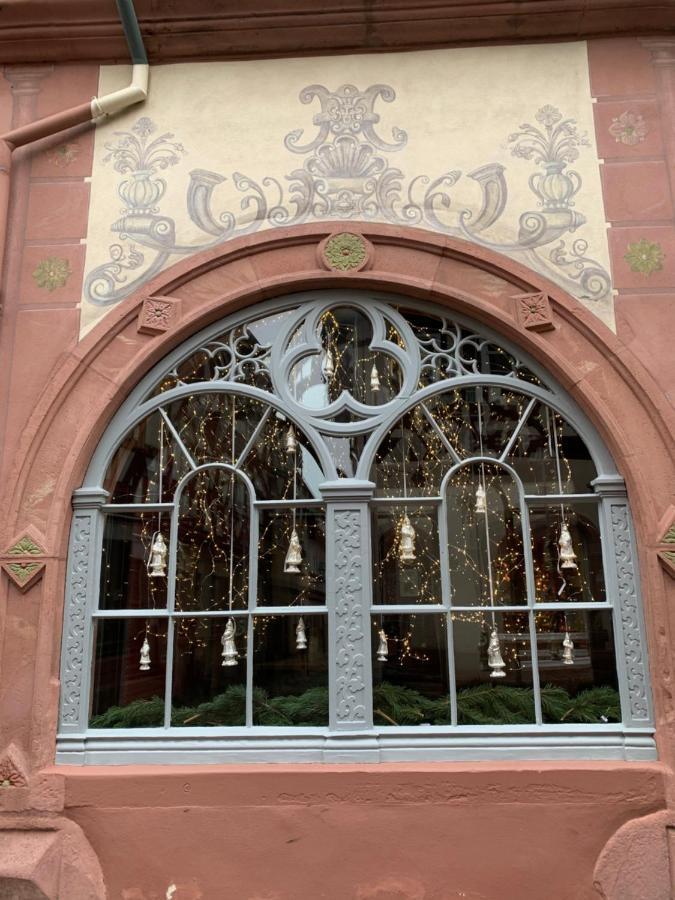 Hotel Zum Riesen - Aelteste Fuerstenherberge Deutschlands Miltenberg Dış mekan fotoğraf