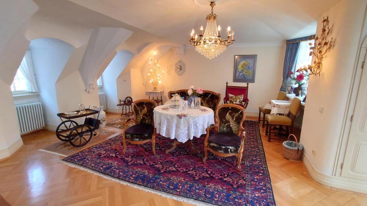Hotel Zum Riesen - Aelteste Fuerstenherberge Deutschlands Miltenberg Dış mekan fotoğraf