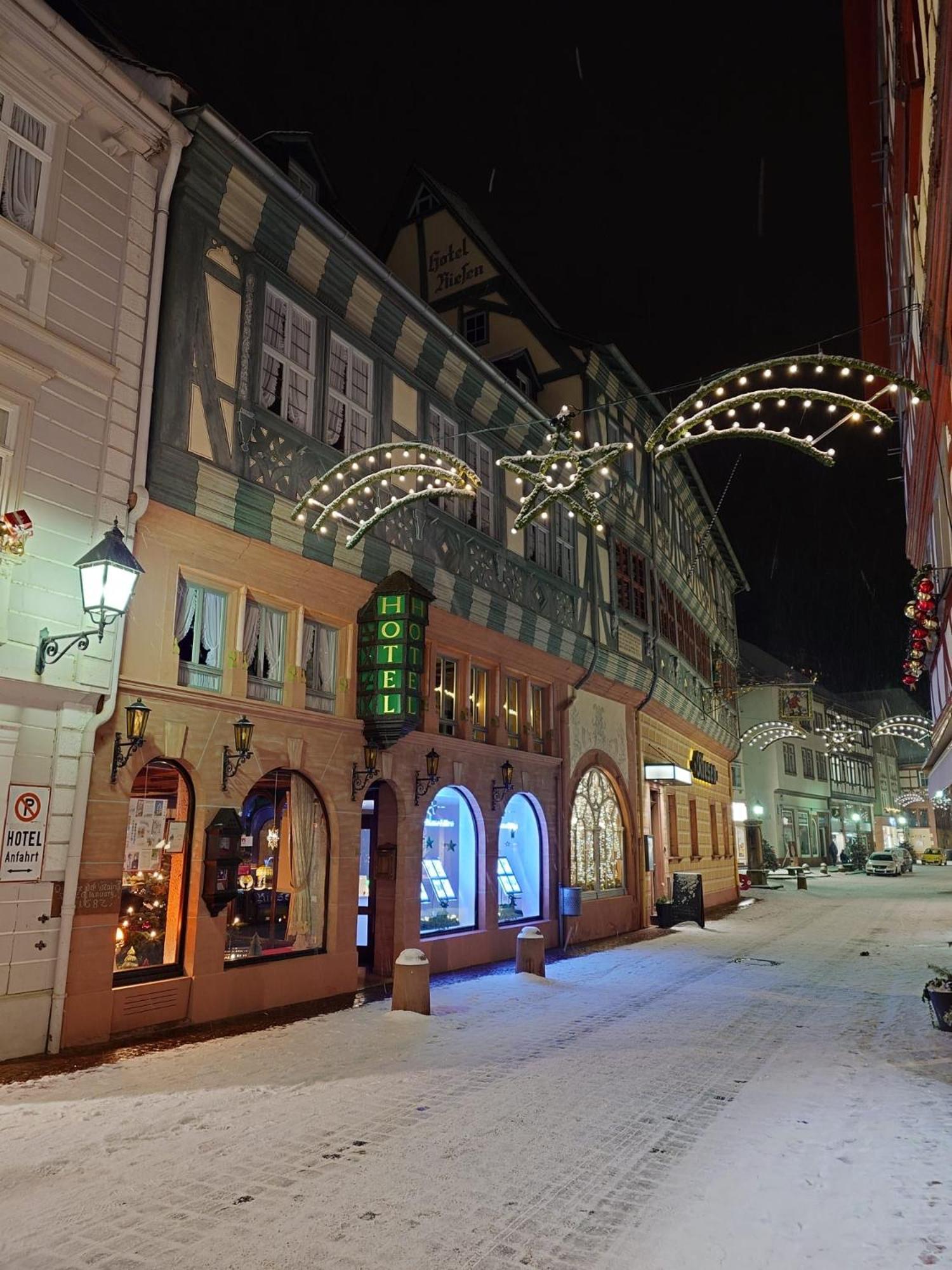 Hotel Zum Riesen - Aelteste Fuerstenherberge Deutschlands Miltenberg Dış mekan fotoğraf