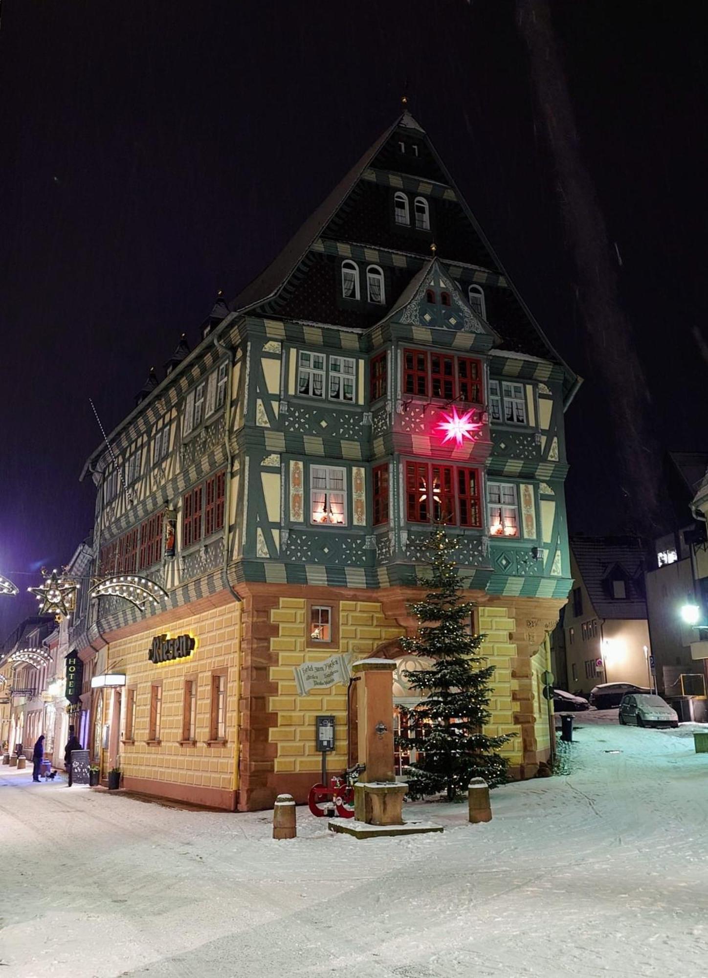 Hotel Zum Riesen - Aelteste Fuerstenherberge Deutschlands Miltenberg Dış mekan fotoğraf