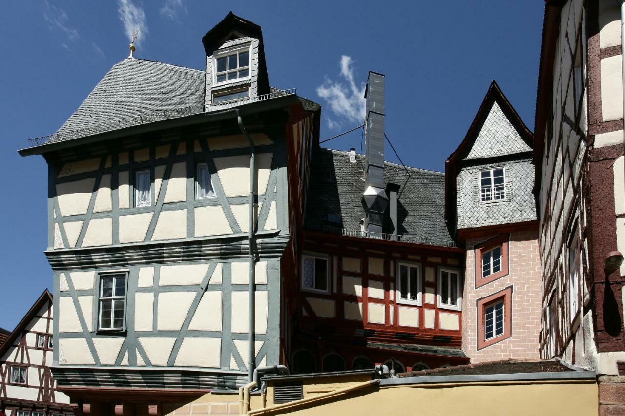 Hotel Zum Riesen - Aelteste Fuerstenherberge Deutschlands Miltenberg Dış mekan fotoğraf